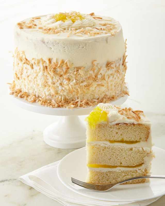 Pineapple Coconut Cake, For 10-14 People